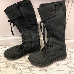 Boots for Winter with Front Laces SIZE 5